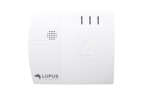 

LUPUS - XT4 Zentrale



LUPUS-XT4. Das neue Smarthome Alarmsystem von LUPUS-Electronics mit bis zu 2km* Reichweite.
Die neue LUPUS-XT4 ist ein innovatives System für Gebäudesicherheit, Videoüberwachung und Smarthome-Steuerung. Ganz ohne bauliche Veränderungen schützt sie effizient gegen Einbruch, Überfall, Feuer, Wasser, Gas und medizinische Notfälle. Sie kann die Steuerung von Heizung, Leuchten, Rollläden und Elektrogerätenehmen und schafft Transparenz per Live-Video-Verbindung zu fest installierten Kameras.


LUPUS-XT4 ist eine professionelle, sichere Alarmanlage.

LUPUS-XT4 sichert Gebäude professionell und zuverlässig. Bis zu 480 Gefahrenmelder können per Funk mit einem proprietären Funkstandard auf der Frequenz 868MHz angebunden werden. Durch den neuen, verbesserten Funkstandard auf 868MHz Basis ist die XT4 nun in der Lage Reichweiten bis zu 2km* zu den neuen Pro-Sensoren zu ermöglichen. Erhältlich sind Sensoren gegen Einbruch, Überfall, Feuer, Wasser, Gas und medizinische Notfälle. Im Alarmfall wird der User sofort und unmittelbar benachrichtigt. Per Push-Nachricht, Email, SMS, Telefonanruf, oder ggf. auch von einer 24H-Alarmzentrale. Dies übermittelt die XT4 über zwei redundante Alarmwege: über ihren Netzwerk-Anschluss, sowie über das integrierte 4G GSM-Mobilfunkmodul.

Und natürlich können Videoüberwachungssysteme, wie die IP-Kameras von LUPUS, sowie 99% aller weiteren IP-Kamera-Hersteller, einfach in die Benutzeroberfläche der LUPUS-XT4 integriert werden.







 



 


Professionell und sicher, und deshalb auch mit dem europäischen Qualitätsstandard EN50131 Grad 2 zertifiziert. Damit ist die LUPUS-XT4 auch KfW-förderfähig.



LUPUS-XT4 ist ein umfangreiches Smarthome-System.

Die LUPUS-XT4 ist das perfekte Gebäude-Betriebssystem. Sie kann Heizung und Temperatur automatisieren oder Leuchten, Rollläden und Elektrogeräte steuern. Durch ihre einfache, intelligente Software, können alle Funktionen miteinander verbunden, verknüpft werden und an Abläufe, Routinen und Zeitpläne angepasst werden: z.B. an- und abwesenheitsgesteuerte Strom- und Temperatur-Events, Zeit- oder Sonnenlaufgesteuerte Strom- und Lichtevents. So können vom Anwender Anwesenheitssimulationen durch Licht und Rollläden, Energiesparroutinen bei Abwesenheit und vieles andere einfach und selbstständig mit wenigen Klicks angelegt werden. Alle Smarthome-Melder werden mit, einem von der Gefahrenmeldung getrennten Protokoll, dem Zigbee Plus Funk-Standard angebunden.

 




 

 


LUPUS-XT4 ist ein sicheres System mit hohem Anspruch an den Datenschutz.

Keine Cloud, kein Server, keine Datenkrake! Kunden-Daten werden von der XT4 Zentrale zu keiner Zeit an einen Server gesendet, es gibt daher auch keinerlei Speicherung oder Auswertung von Kundendaten. Die Verbindung eines Endgerätes ist immer eine DIREKTE Verbindung von Smart-phone, Tablet oder PC auf die Zentrale im Haus. Serversicherheit oder Serverausfälle spielen da-her für die Sicherheit der XT4 keine Rolle. Selbst wenn der Internetanschluss vor Ort ausfallen oder kompromitiert sein sollte, gibt es einen redundanten zweiten Alarmweg per 4G GSM Mobilfunk-Modul. Für die Verbindungen von und zur XT4 unterstützt die Zentrale eine sichere End-to-End 256bit TLS-Verschlüsselung.

Beim Bedienzubehör vor Ort (z.B. Keypad, Tag-Reader, Fernbedienung) setzt die XT4 auf ein Rolling-Code Verschlüsselungsverfahren, welches die XT4 gegen Angriffe von außen schützt. Zudem sind Sensoren, Zentrale und Funkverbindung dauerhaft gegen Sabotage geschützt.

Bei Stromausfall verfügt die LUPUS-XT4 über eine 16-stündige unterbrechungsfreie Notstromversorgung durch einen integrierten leistungsstarken Litium-Akku.

 
 

 


LUPUS-XT4 ist einfach zu installieren und zu bedienen.

Die XT4-Zentrale lässt sich durch einen einfachen Einrichtungsassistenten begleitet von einem manuellen Quickguide in Betrieb nehmen. Der Kunde wird so Schritt für Schritt durch den Prozess geführt.

Das Hinzufügen von Sensoren ist durch die besondere 1-Klick-Technologie auch außerhalb des Einrichtungsassistenten im weiteren Verlauf des Produktlebenszyklus sehr einfach: Man betritt das Sensoren > Hinzufügen Menü des Webinterfaces oder der App und aktiviert den Anlern-Modus. Jeder Sensor verfügt über einen gut sichtbaren Button auf der Vorderseite. Ein Druck auf diesen Button genügt und der Sensor erscheint im Menü. Ein Mausklick auf „Hinzufügen“ genügt und der Sensor ist angelernt.

LUPUS GRID ist ein 100% personalisierbares Webinterface. Dieses innovative HTML5-Webinterface kommt ohne Serverunterstützung aus und wird direkt aus der Zentrale im Browser geladen. Es besteht aus individuell auswählbaren Apps zur täglichen Steuerung. Vielleicht möchte man z. B. auf einem Tablet in der Küche Alarmsteuerung, Außenkameras, Haushaltsgeräte und Licht im Blick haben. Im ersten Stock geht es möglicherweise nicht so sehr um die Sicherheits-Funktionen, dafür mehr um Rollläden oder Entertainment-Systeme. Diese Funktionen kann sich der Anwender mit wenigen Klicks selbst auswählen und Profile anlegen, wo diese Funktionen ver-wendet werden sollen.

 


Die LUPUS App – Unterwegs zuhause sein.

Unterwegs zuhause sein ist das Leitbild bei der Gestaltung dieser App. Sie ist für iOS- und Android-Endgeräte erhältlich und ist kostenlos aus den jeweiligen Stores herunterzuladen. Man benötigt ca. 2 Minuten, um die Zugangsdaten einzugeben. Mit der LUPUS-App hat man auf dem Startscreen alles auf einen Blick: Eine kurze Logliste mit den aktuellsten Ereignissen, Alarm-Status-Anzeige, Scharf-/Unscharf-Schaltung, Direktzugriff auf Sensoren-Zustände, Automation und Kameras. Schnelligkeit und Funktionalität geben hier den Ausschlag. Geht man tiefer in die Menüführung, so wird ersichtlich, dass die meisten Funktionen aus dem Webinterface auch für die App zur Verfügung stehen. Es lassen sich mühelos auch hier mit einem Klick Sensoren hinzufügen, man kann von unterwegs neue Automationsroutinen zusammenstellen, die Heizung regeln und vieles andere mehr. Erhält man Push-Nachrichten, so wird man bei klicken der Push-Nachricht sofort auf die App geführt.

Für einen Fernzugriff kann sowohl eine klassische Portweiterleitung wie auch eine moderne P2P Verbindung genutzt werden (wird per Firmwareupdate integriert werden). Damit ist der Fernzugriff einer XT4, sowohl in IPv4 und IPv6 Netzwerken, im Handumdrehen eingerichtet.

 

 

 



 


LUPUS-XT4 bietet jede Menge Zubehör

Für die LUPUS-XT4 sind über 60 Zubehör-Artikel erhältlich, darunter 16 Gefahrensensoren, 24 Smarthome-/Hausautomations-Zubehörprodukte, 6 Steuerungsgeräte, 4 Sirenen und 2 Service-Produkte. Hinzu kommen 25 verschiedene Kamera-Modelle und eine große Auswahl an Kamera-Zubehör.

Neu und nur für die XT4: Die neuen Pro-Sensoren mit max. 2km* Reichweite

  

* Der hier angegebene Wert bezieht sich auf die Pro Serie, wurde unter Laborbedingungen gemessen und kann unter Realbedingungen im Gebäude erheblich abweichen.


